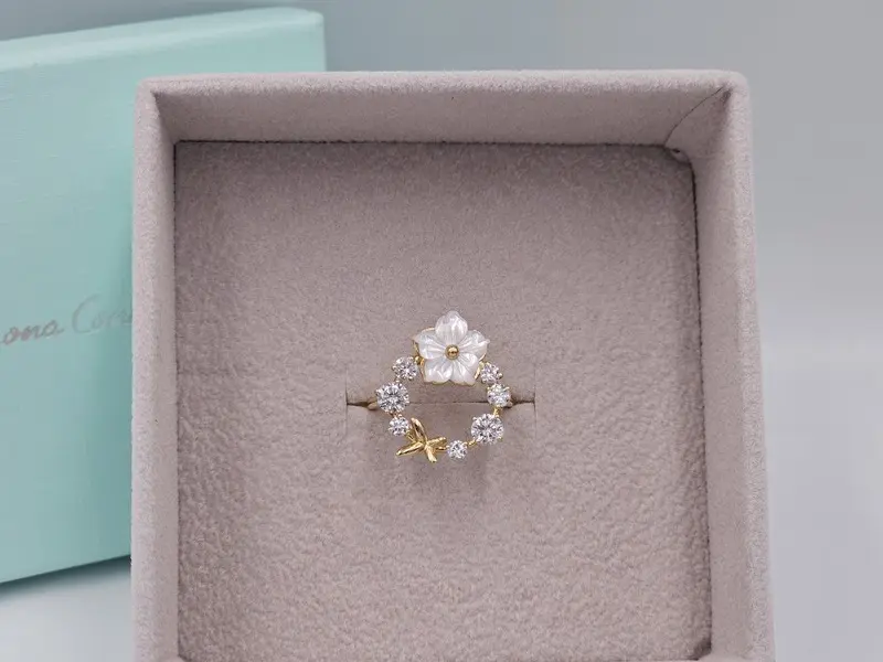 NATURA RING WHITE