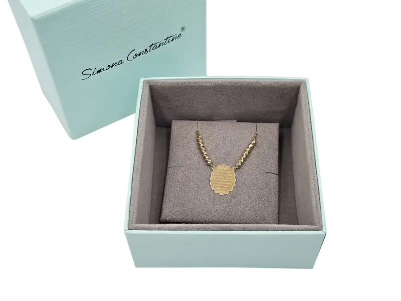 AYAT AL KURSI NECKLACE WITH OVAL PENDANT