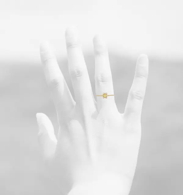 CLASSIC 7 STONE RING YELLOW AND WHITE 
