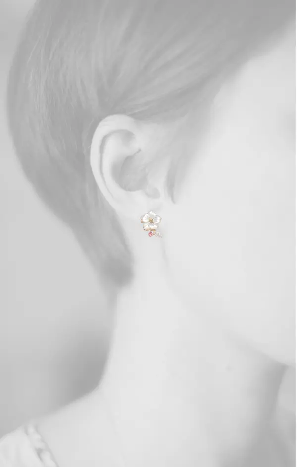 NATURA EARRINGS FLOWER WITH LEAF PINK