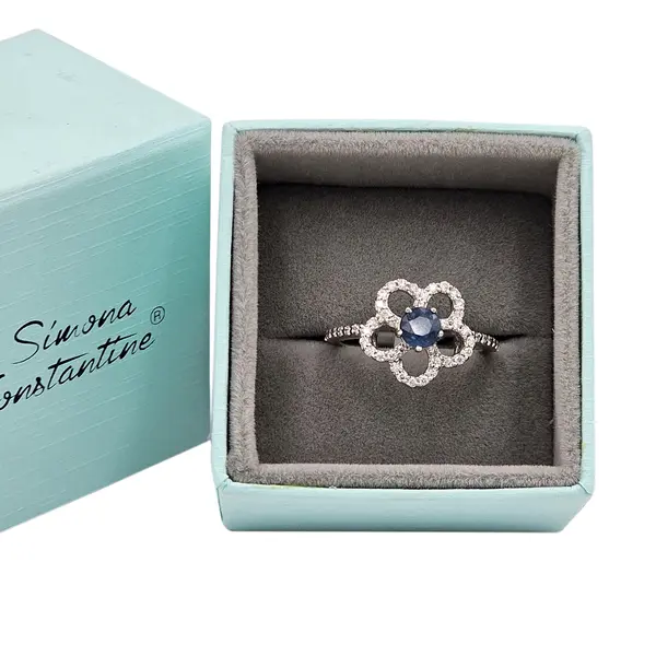 DIAMOND FLOWER RING WITH BLUE SAPHIRE