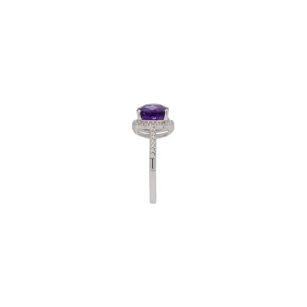 DIAMOND RING WITH CUSHION-CUT AMETHYST