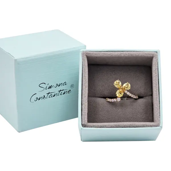 NATURA 3 PETAL FLORAL RING WITH 3 PEAR SHAPED YELLOW AND SMALL STONES